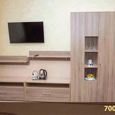 Hotel "Nizhyn" Εξωτερικό φωτογραφία