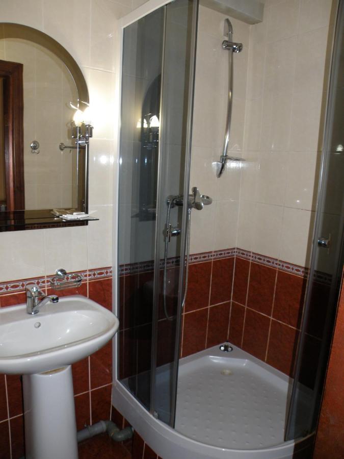 Hotel "Nizhyn" Εξωτερικό φωτογραφία