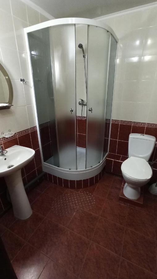 Hotel "Nizhyn" Εξωτερικό φωτογραφία