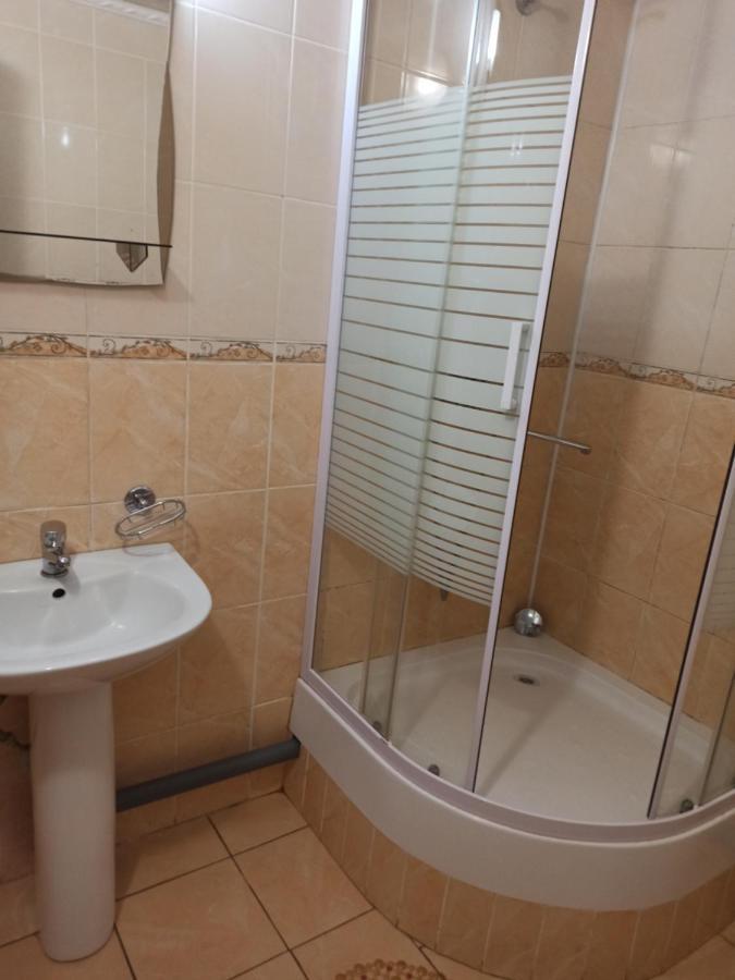 Hotel "Nizhyn" Εξωτερικό φωτογραφία